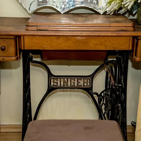 Vintage Experience With A 1965 Rocking Chair In Center 2 Apartman *